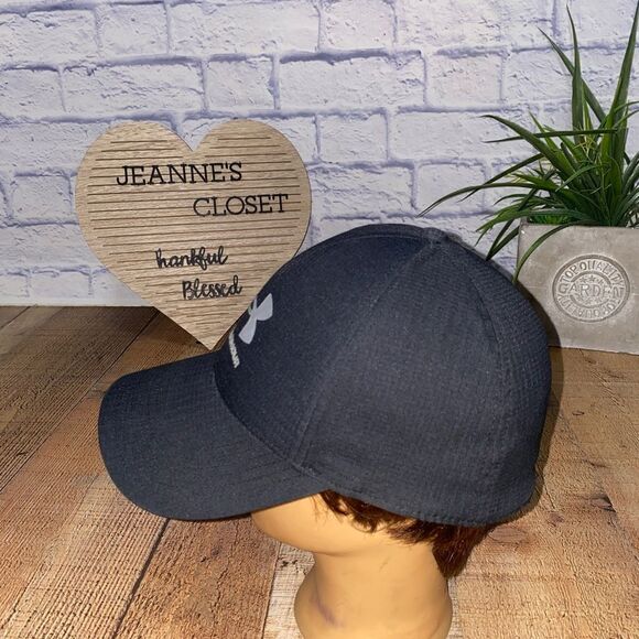 Under Armour Classic Fit ISO-CHILL Black Hat Men M/L - Picture 4 of 9